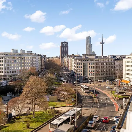 Exclusive Penthouse - Loft With Private Parking Overlooking Cathedral