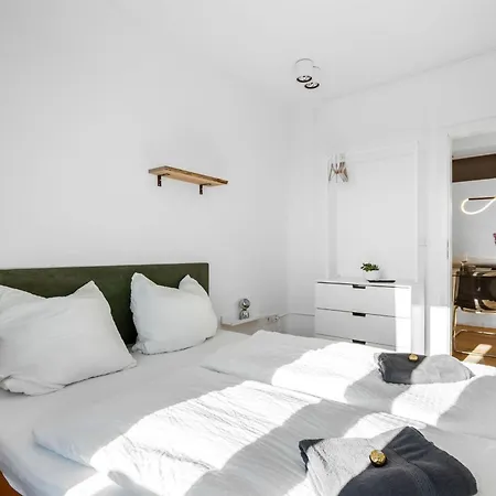 公寓 Exclusive Penthouse - Loft With Private Parking Overlooking Cathedral *