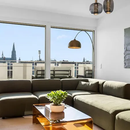 Exclusive Penthouse - Loft With Private Parking Overlooking Cathedral Appartement *