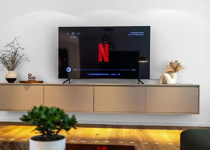 Exclusive Penthouse - Loft With Private Parking Overlooking Cathedral 公寓 *