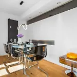 Exclusive Penthouse - Loft With Private Parking Overlooking Cathedral شقة