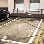 شقة Exclusive Penthouse - Loft With Private Parking Overlooking Cathedral *