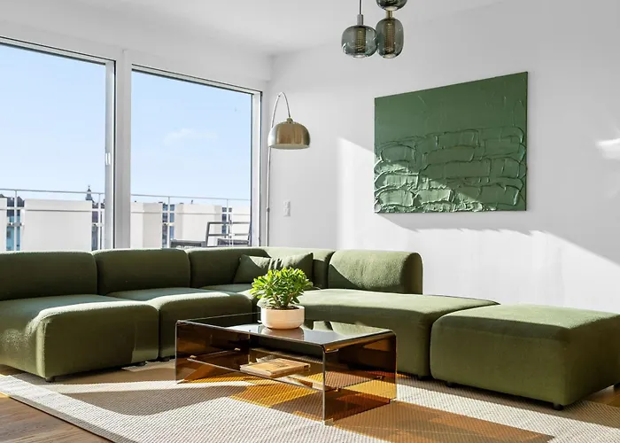 Exclusive Penthouse - Loft With Private Parking Overlooking Cathedral *