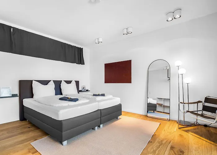 Διαμέρισμα Exclusive Penthouse - Loft With Private Parking Overlooking Cathedral