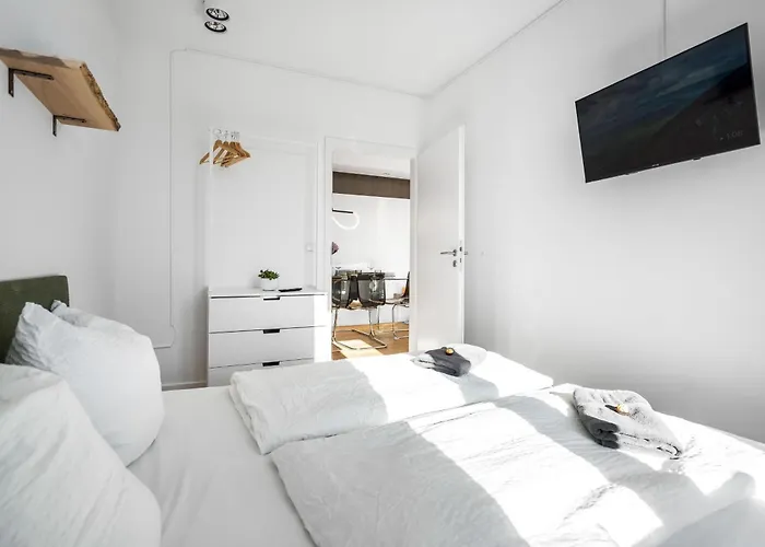 Appartement Exclusive Penthouse - Loft With Private Parking Overlooking Cathedral Keulen